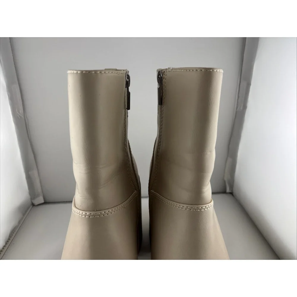 Universal Threads Chunky Ankle Zip Heel Boots Cream Faux Leather Women Size 9